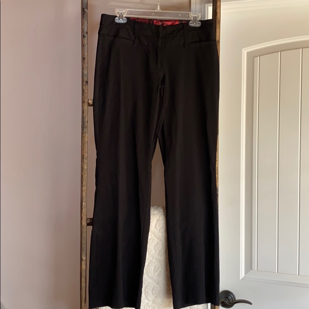 Black trousers